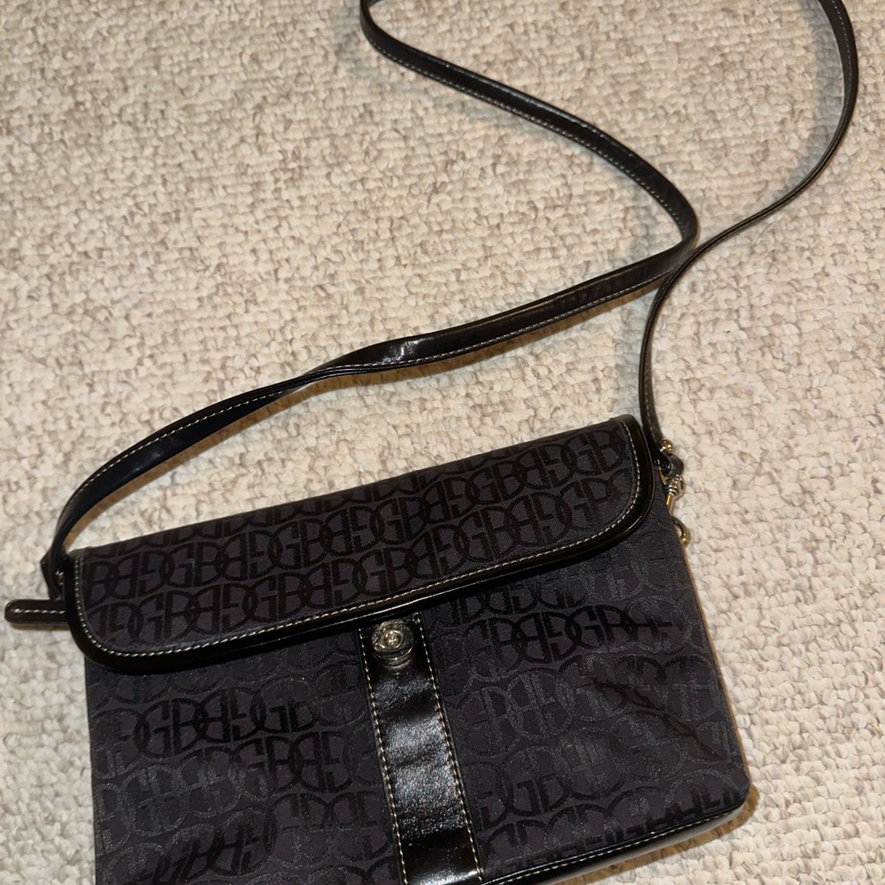 Giani Bernini hang bag